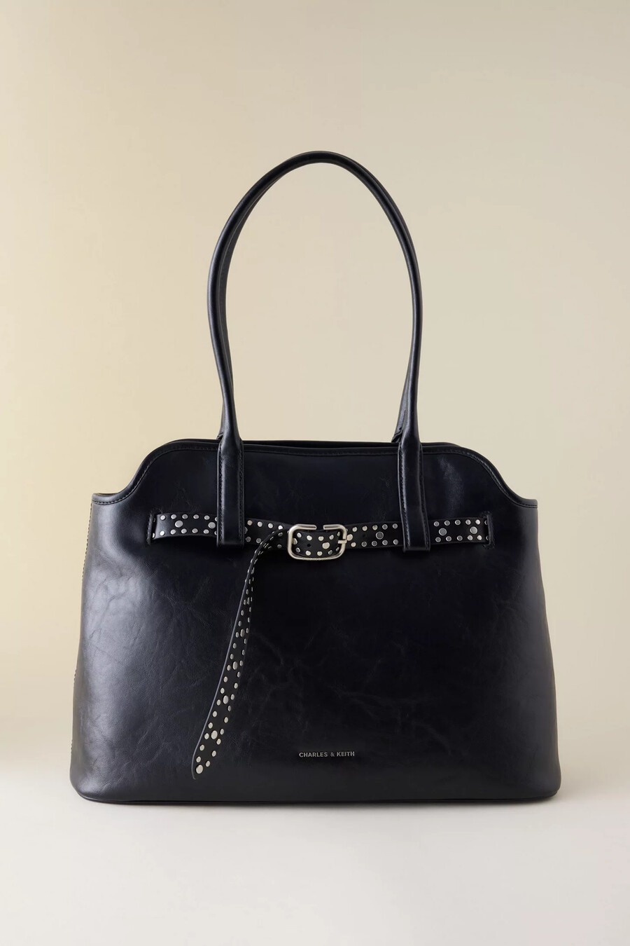 bolso tote con cinturón victoria de charles keith