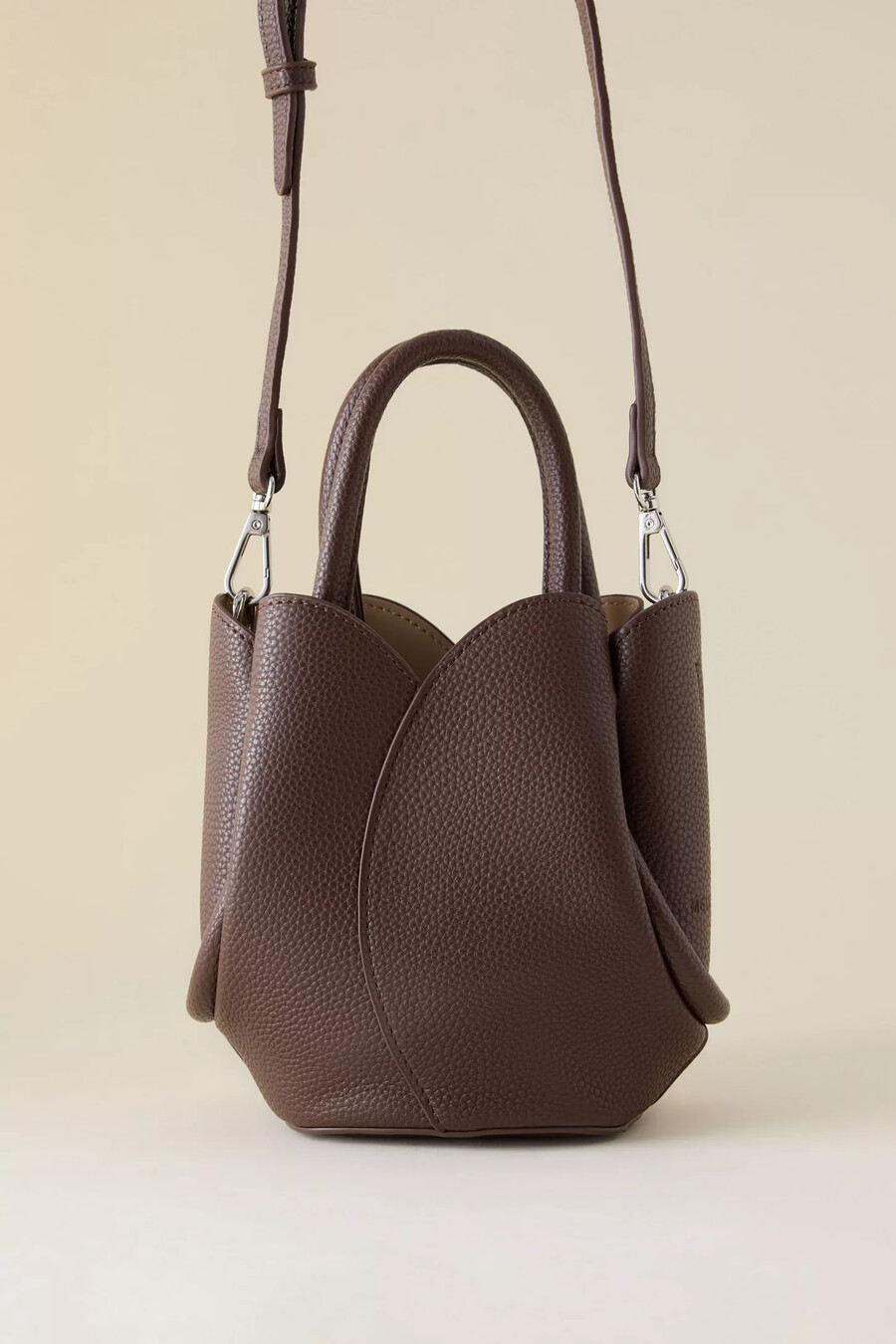 bolso tote mini bandolera con asa superior de tulipán de melie bianco