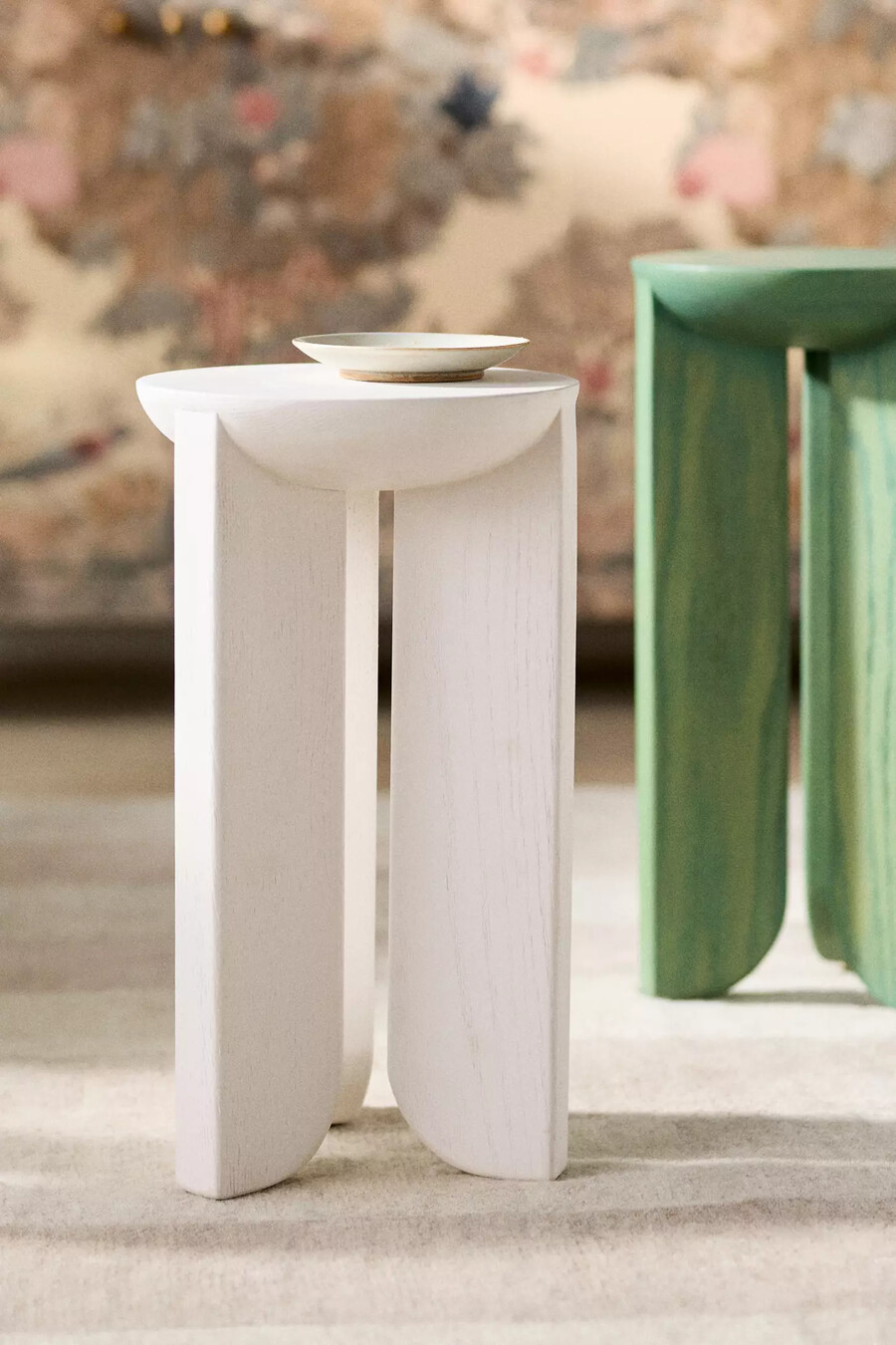 mesa auxiliar de madera maciza de roble hemi