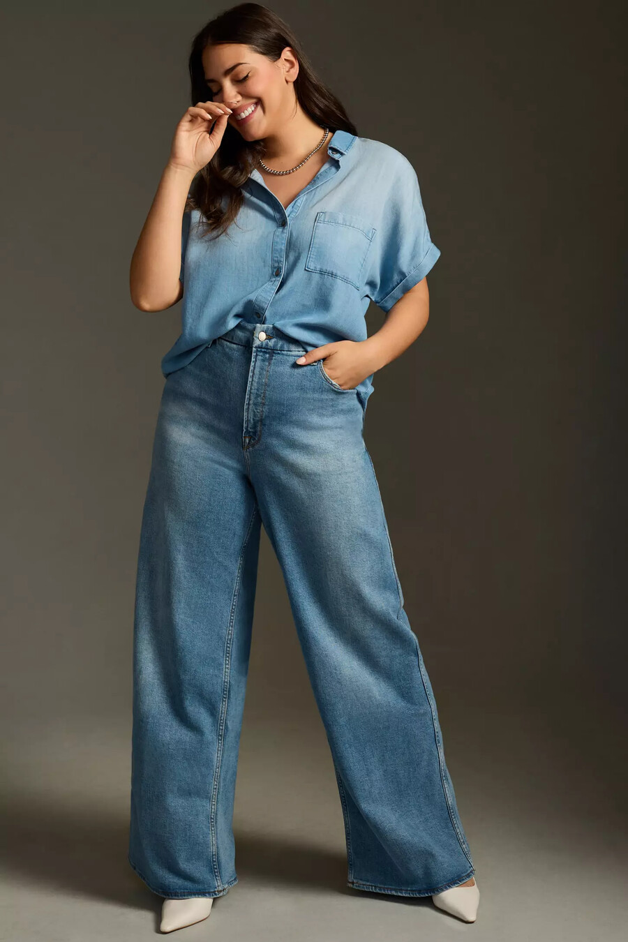 camisa abotonada fresca de tela y piedra