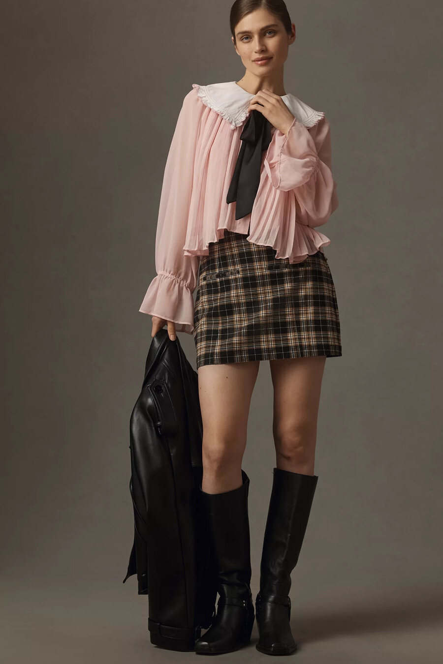 blusa con lazo y cuello extragrande maeve