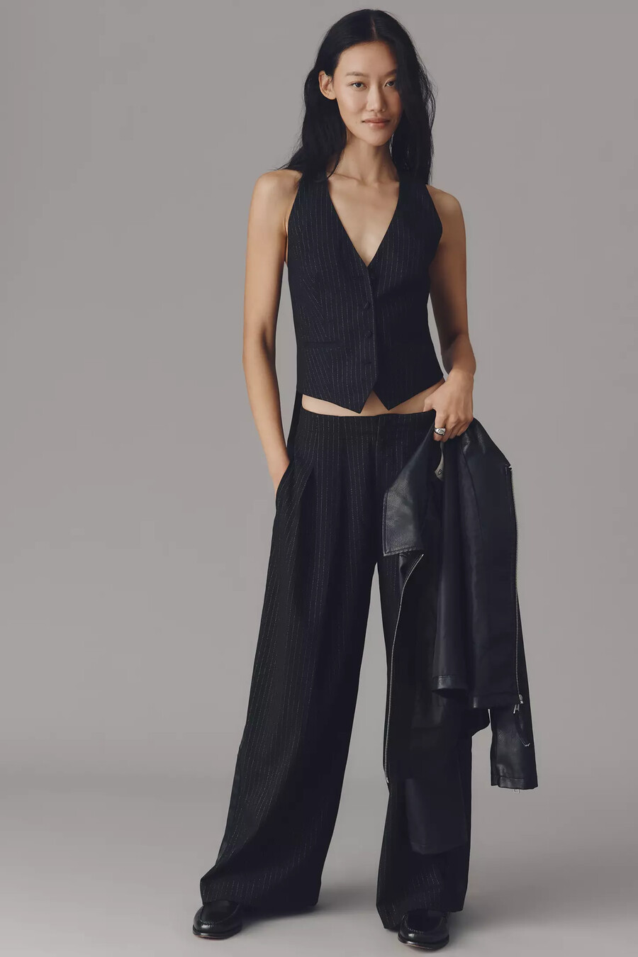 chaleco halter metálico de anthropologie