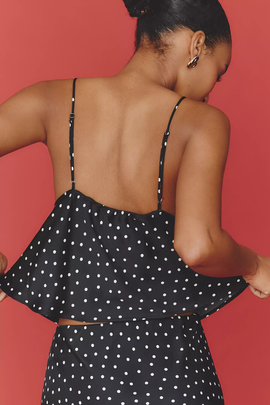 top camisola con cuello en v y estampado de bufanda maeve