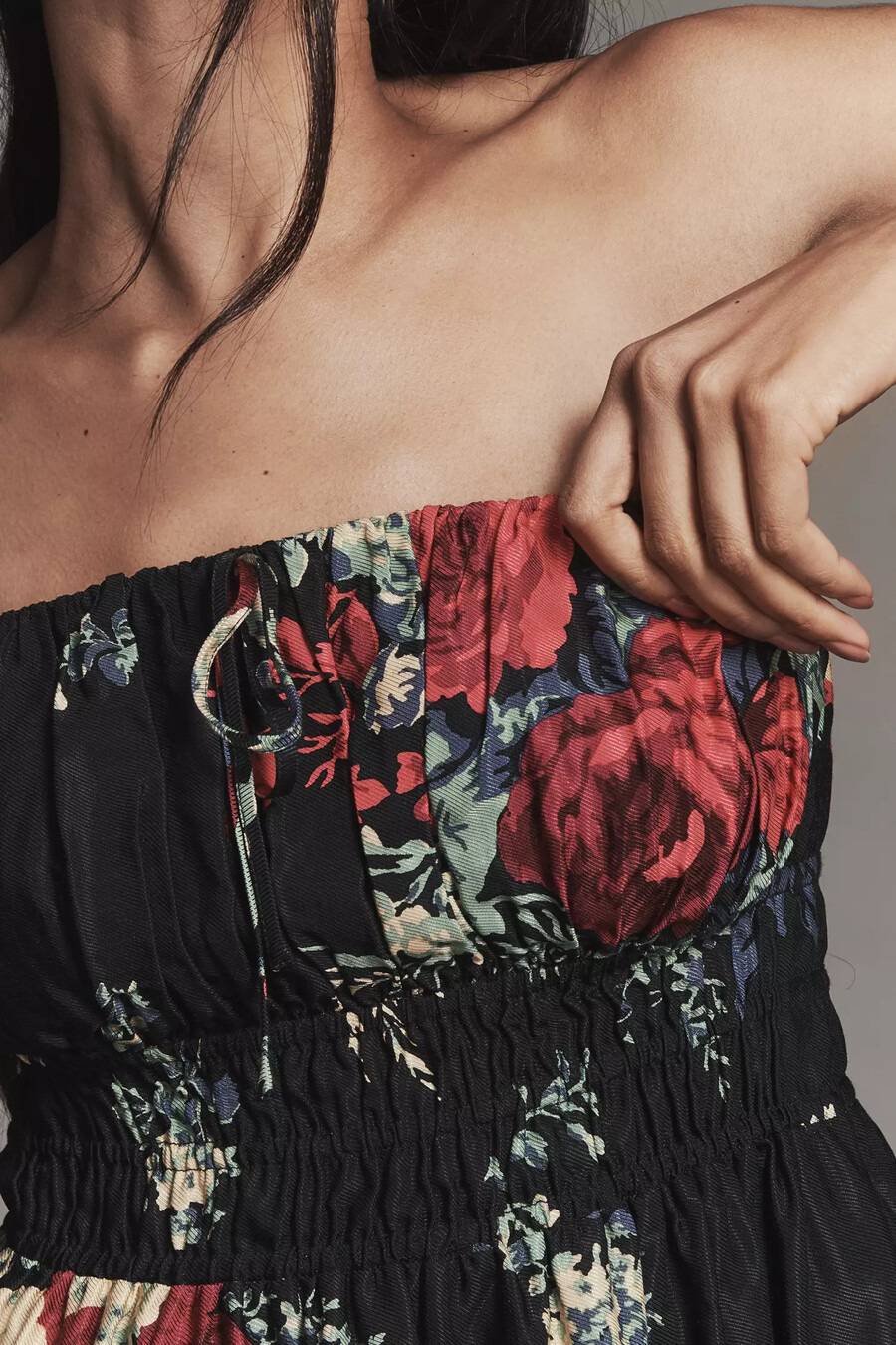 la blusa sedosa sin tirantes somerset