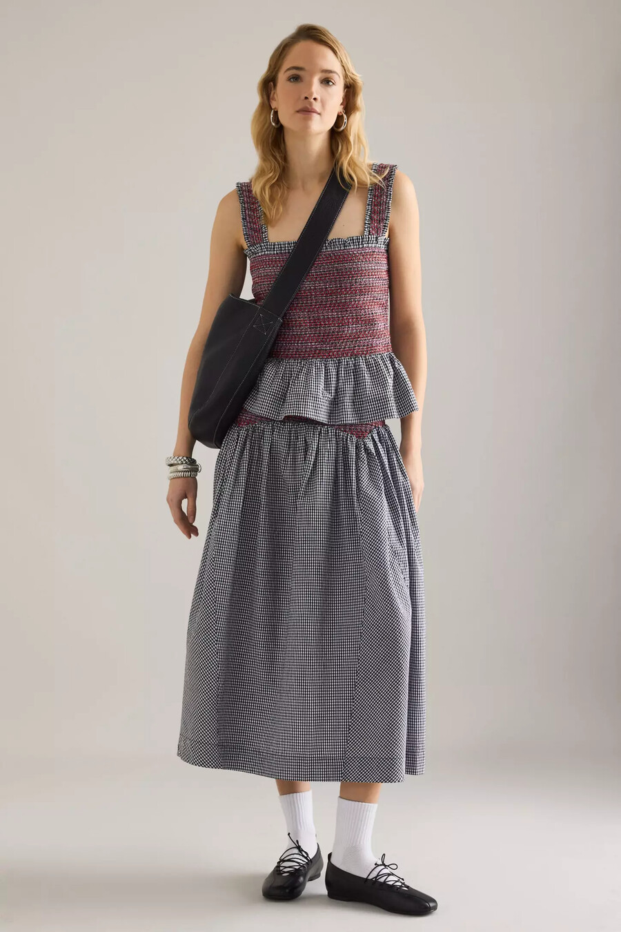 top camisola con escote cuadrado fruncido damson madder ami