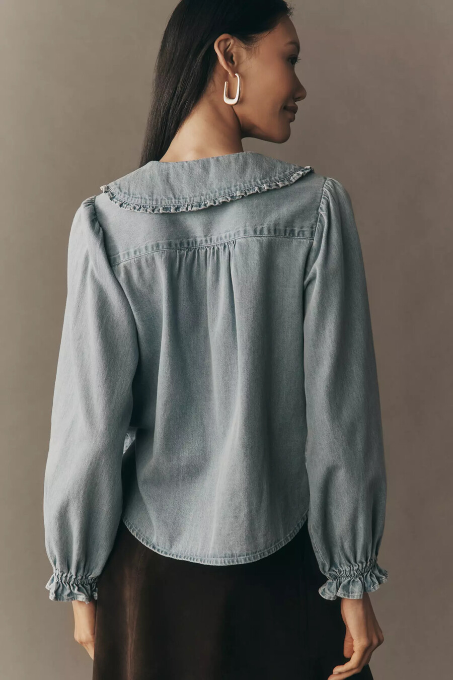 blusa keira con cuello y botones delanteros de pilcro edición vaquera de manga larga