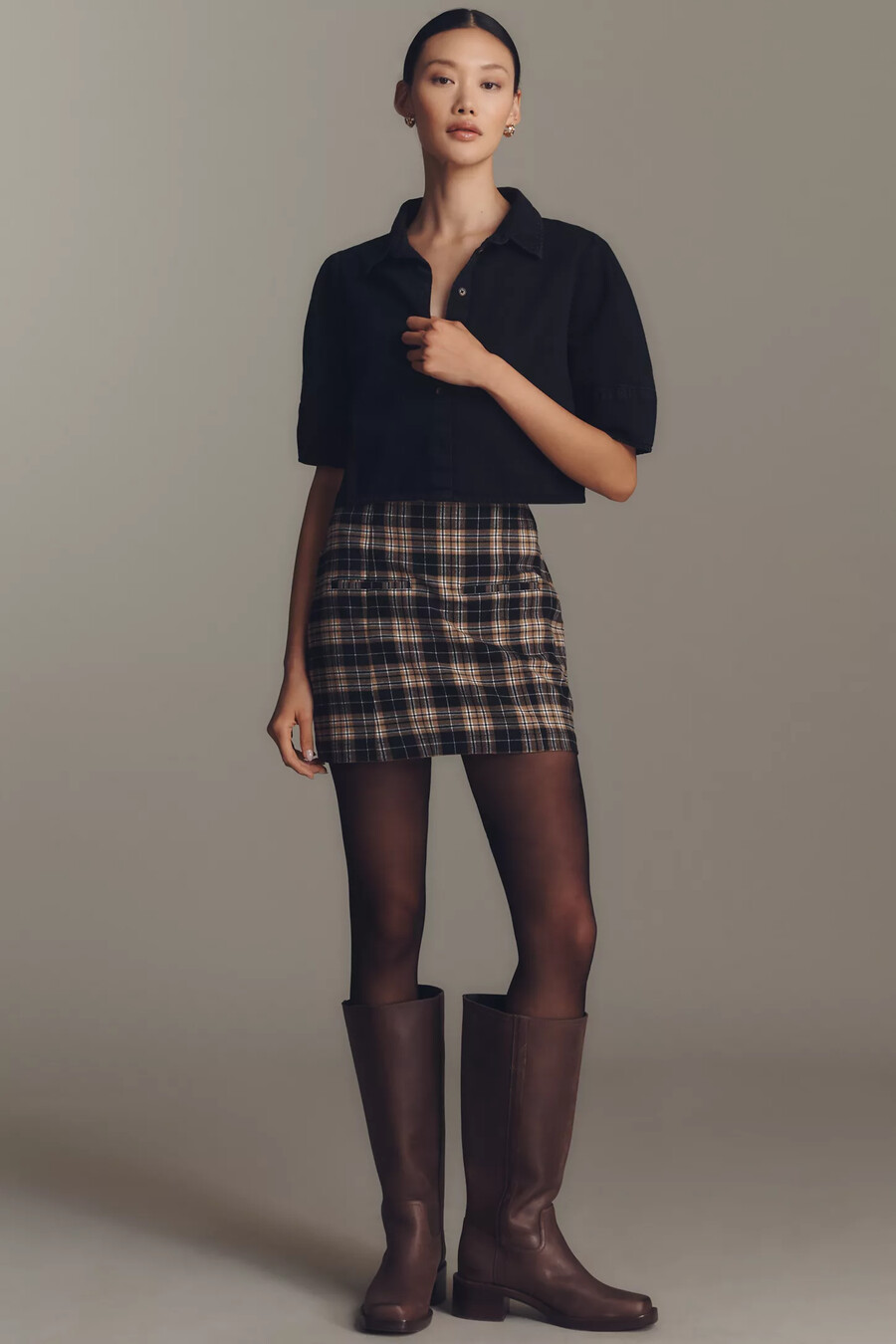 blusa corta con cuello y mangas farol de pilcro