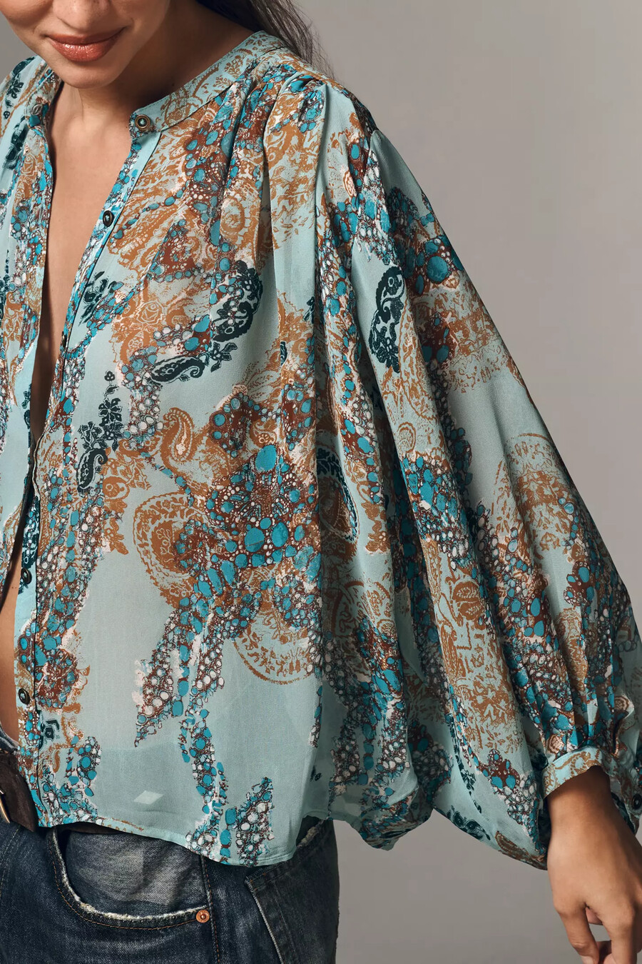 la blusa sidney batwing de pilcro edición encogida
