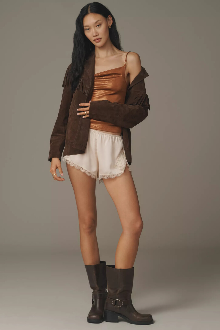 camiseta sin mangas con cuello vuelto y herrajes de anthropologie