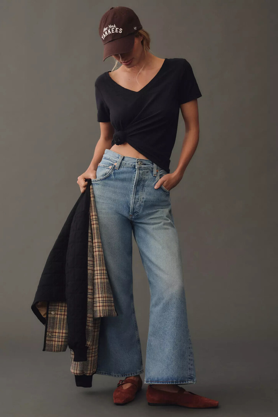 camiseta bennie slim de algodón flameado con cuello redondo de pilcro edición con cuello en v