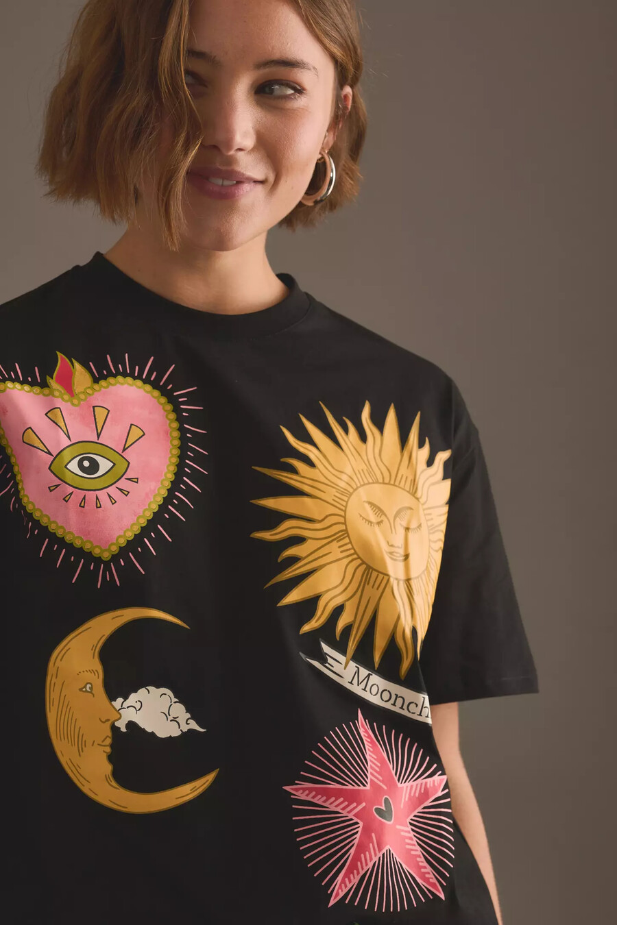 camiseta mística nunca completamente vestida