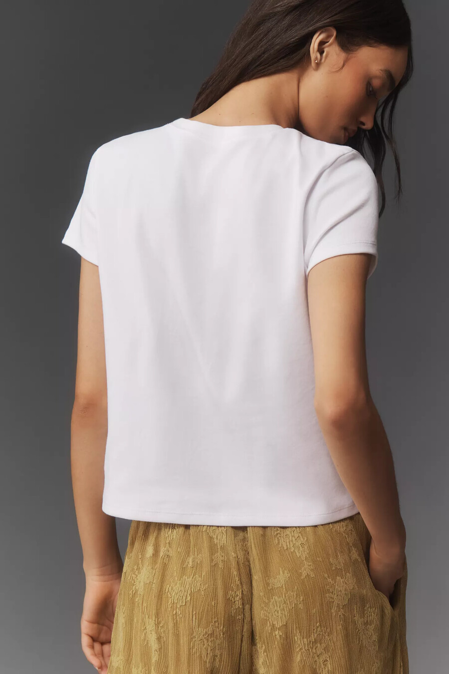 camiseta con volantes de corazón de maeve