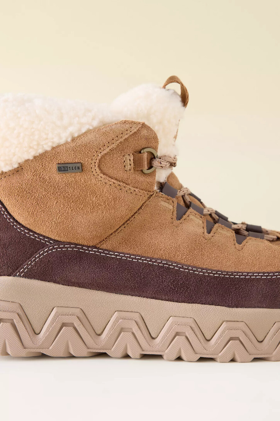 botas con cordones ugg terretrail cosy