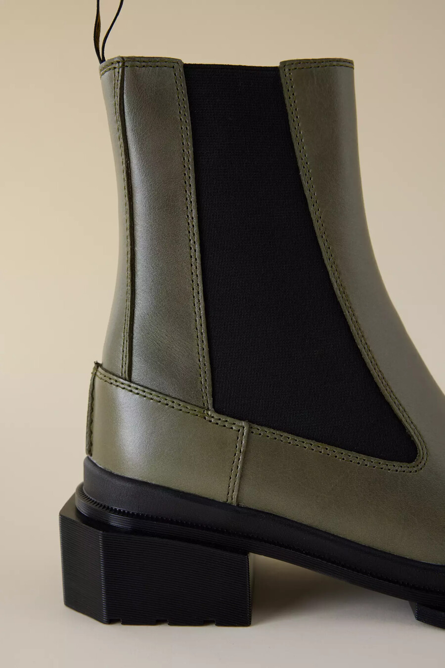 botas chelsea de cuero dr. martens maybole