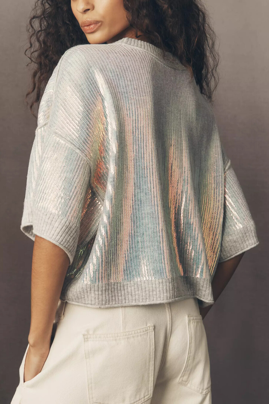 el jersey de cuello redondo con lentejuelas en mezcla de lana y cachemira goldie