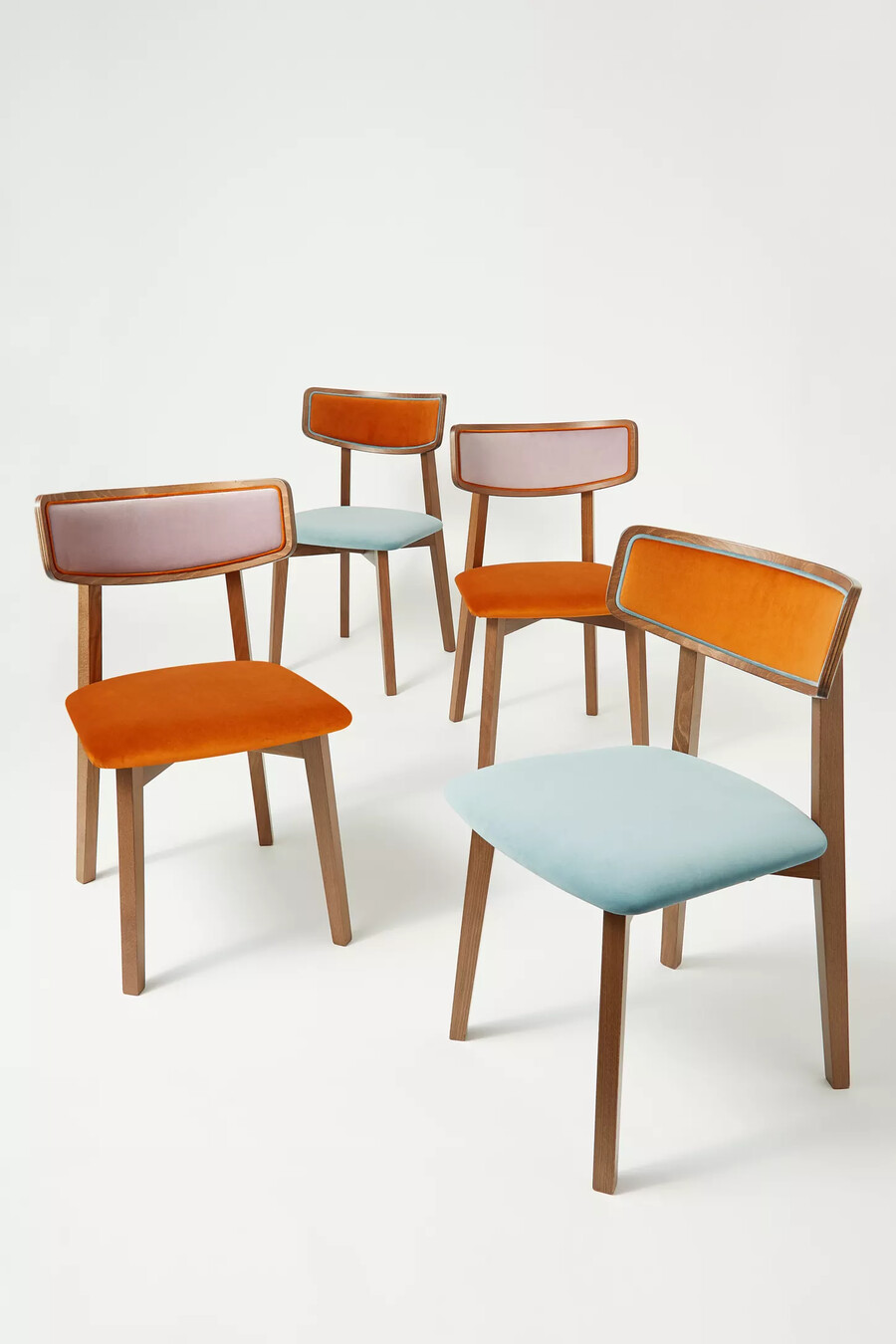 sillas de comedor amy de madera tapizadas en terciopelo juego de 2