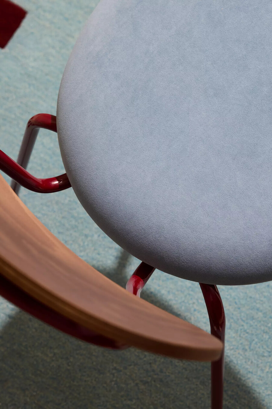 silla con estructura de metal y terciopelo aterciopelado juego de 2