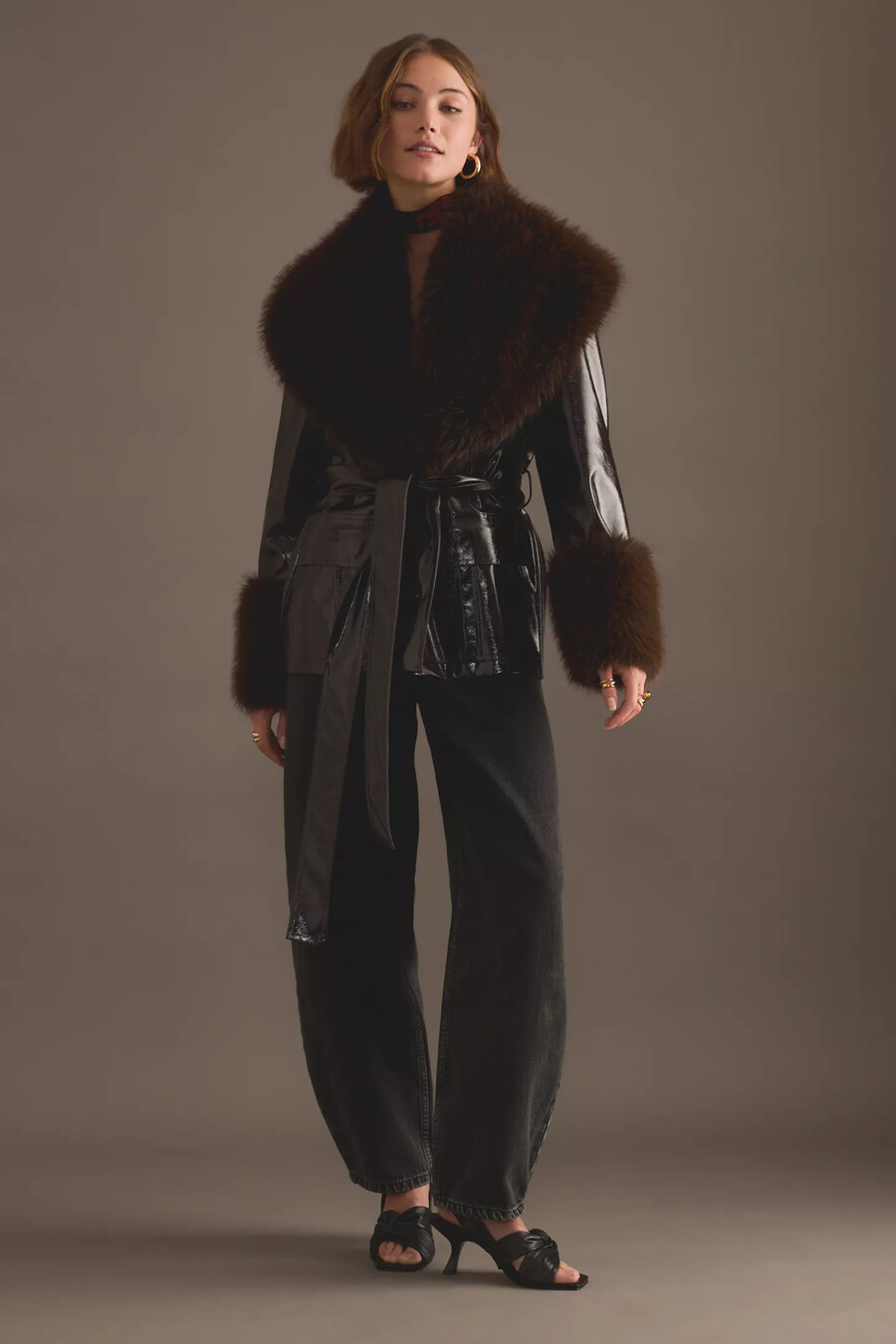 chaqueta con ribete de piel sintética de vinilo kitri sophie