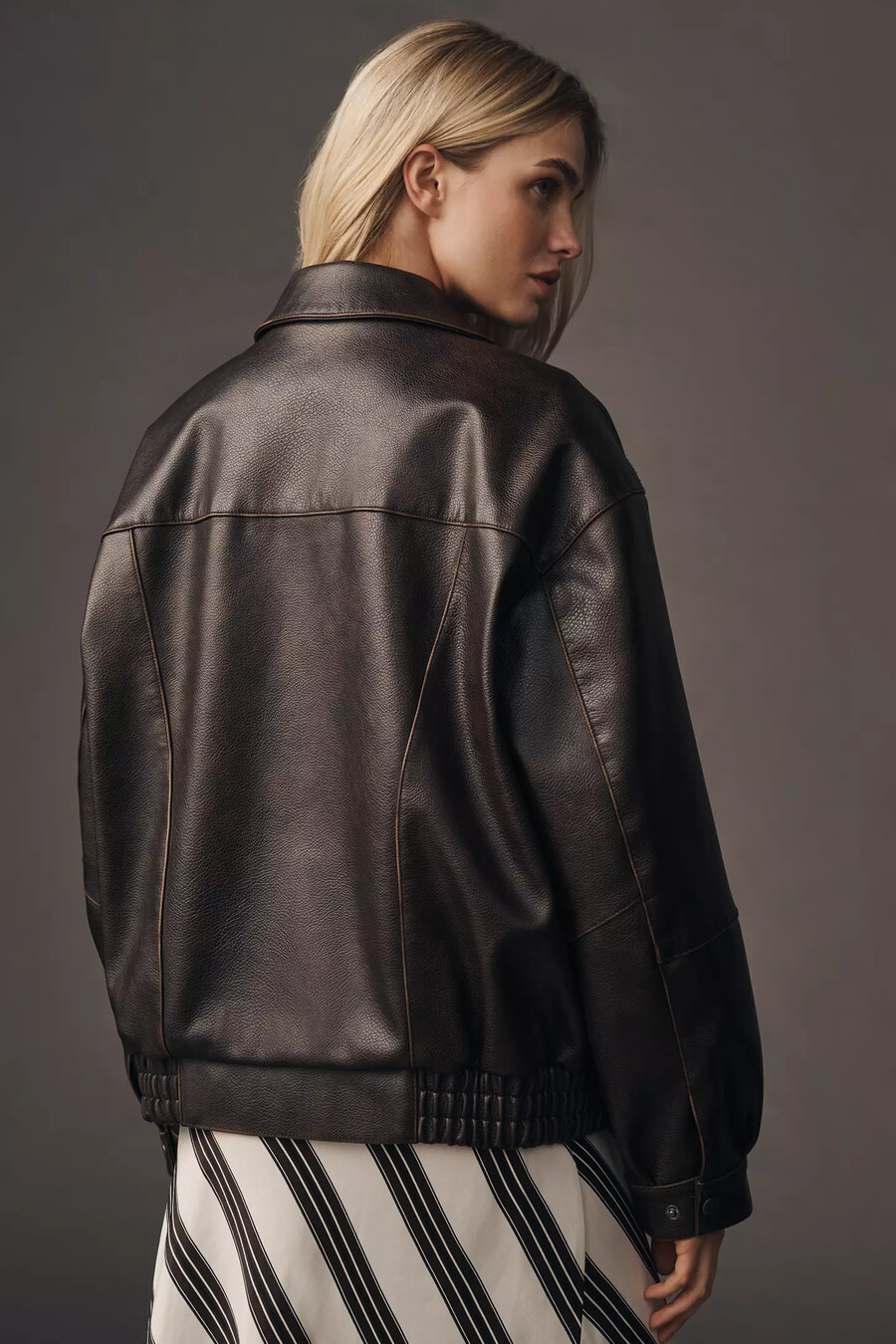 chaqueta extragrande de piel sintética lavada pilcro