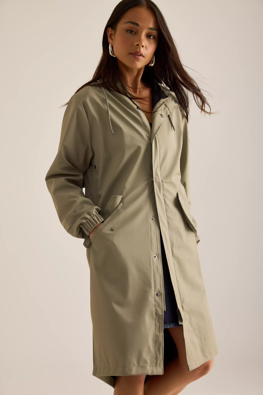 parka impermeable con cola de pez de rains