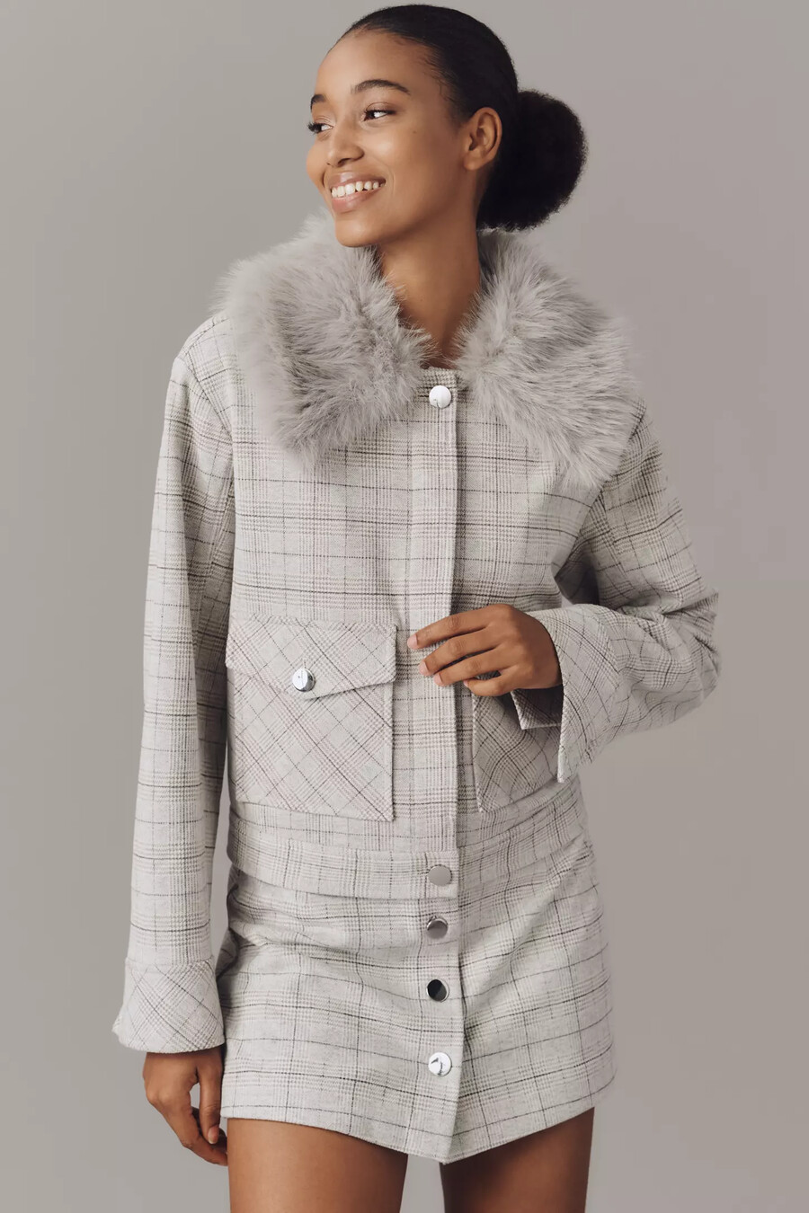 chaqueta a cuadros con cuello de piel sintética de maeve