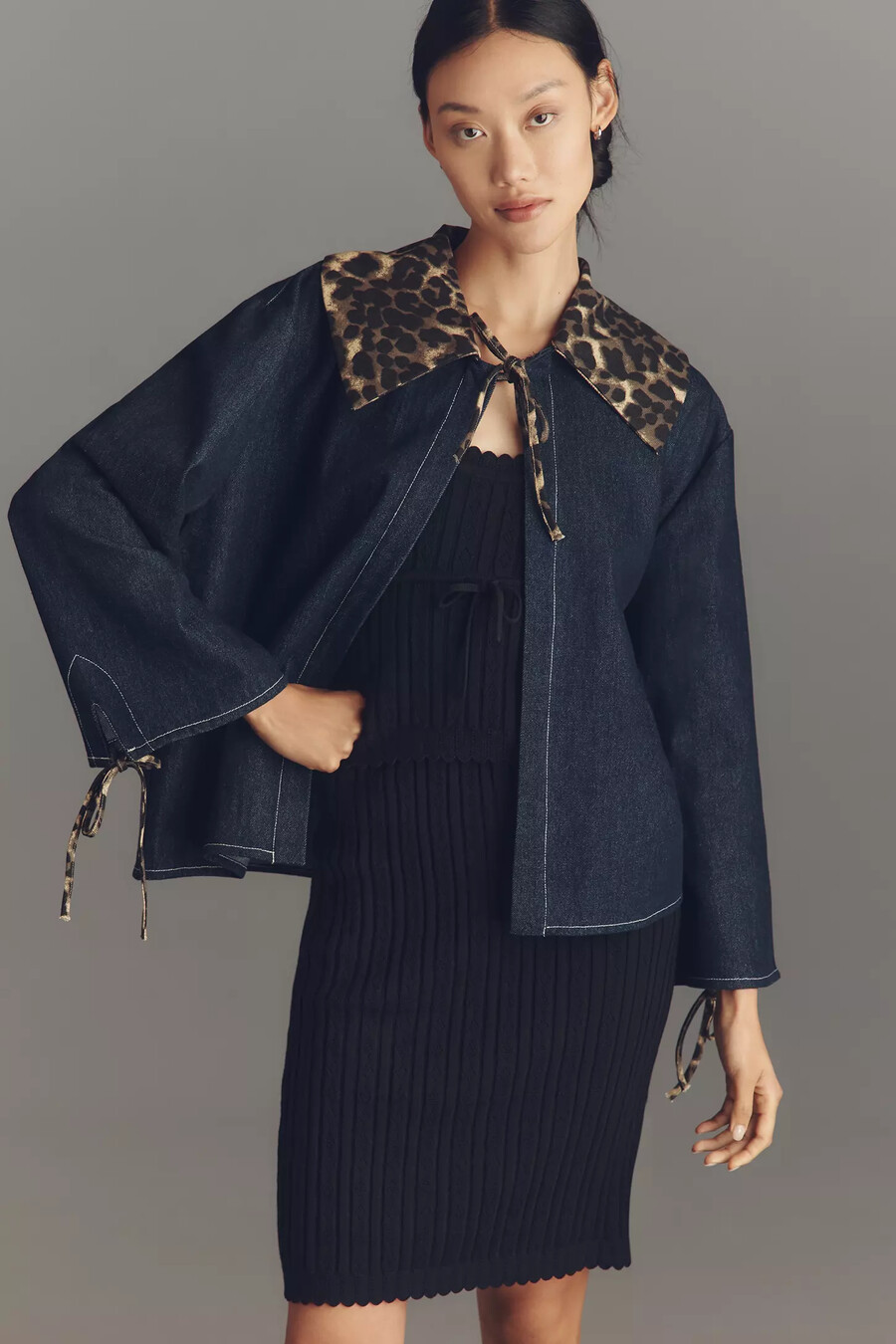 chaqueta vaquera cuadrada con cuello de leopardo de maeve