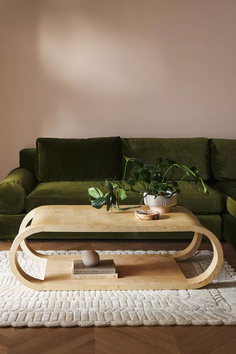 mesa de centro curva de madera de acacia cassini