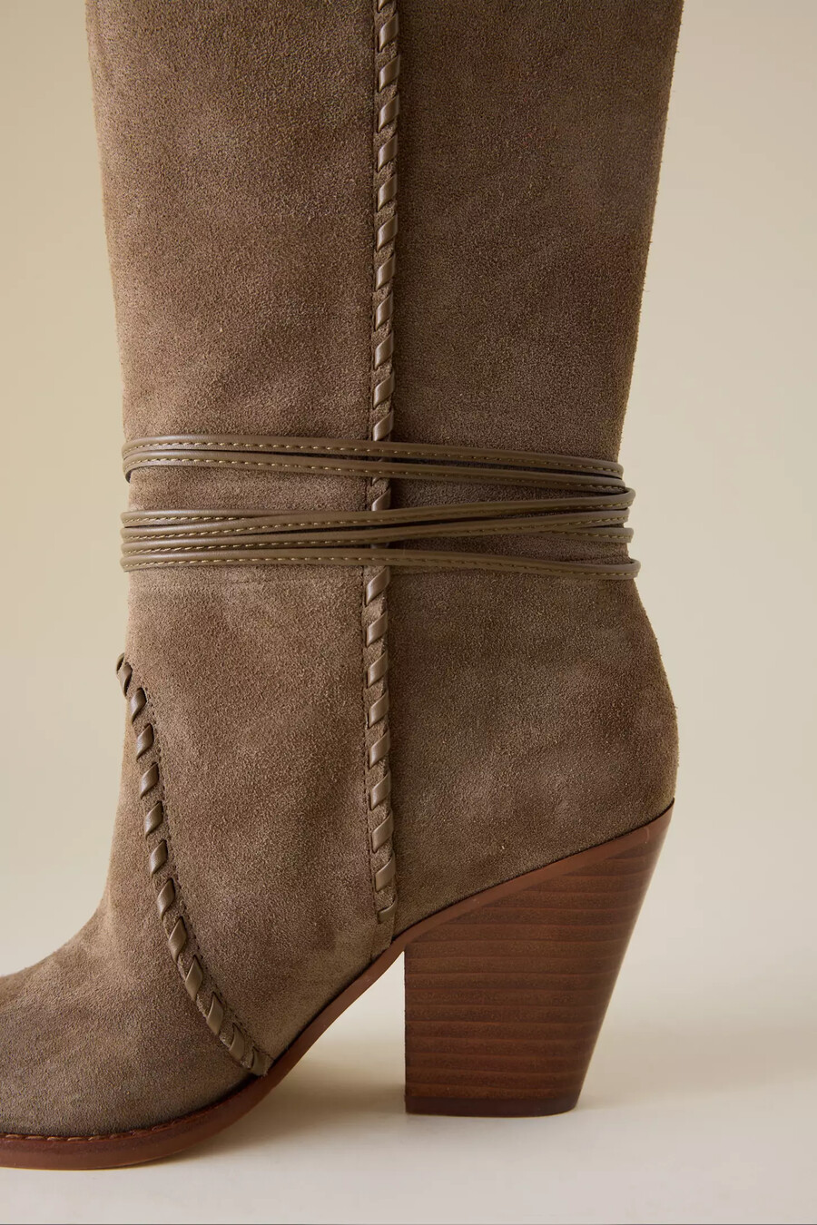 botas de ante jody de dolce vita
