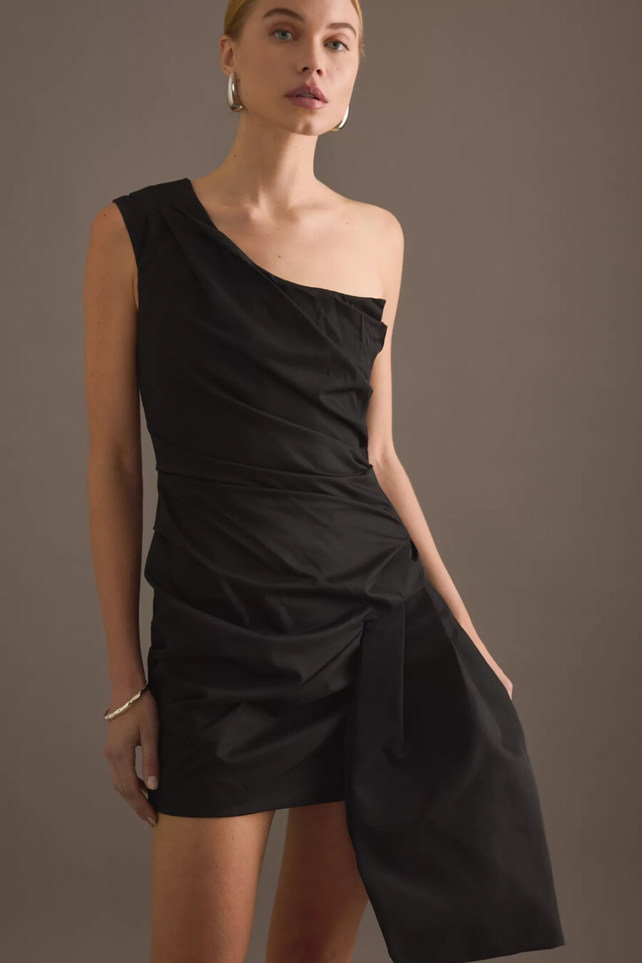 minivestido de un solo hombro elowen de tojha