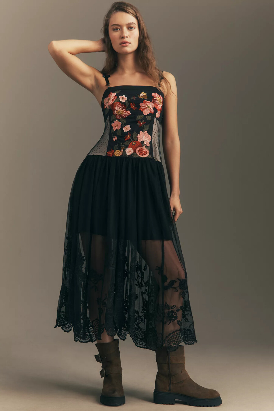 vestido midi transparente con corsé sin mangas y doble capa de maeve