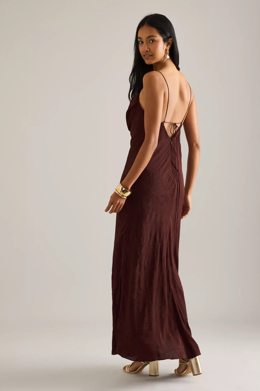vestido de fiesta largo de satén jacquard de anthropologie