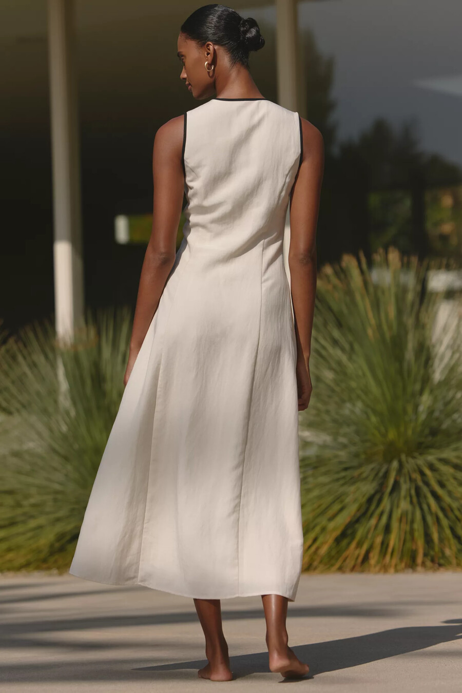 vestido midi cruzado sin mangas mare mare