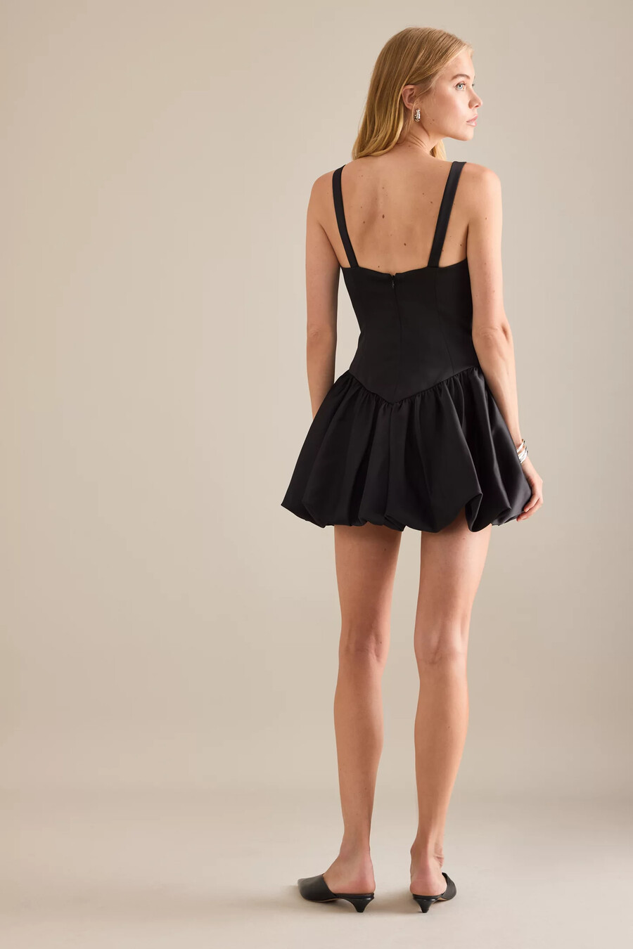 vestido mini con burbujas bardot oria