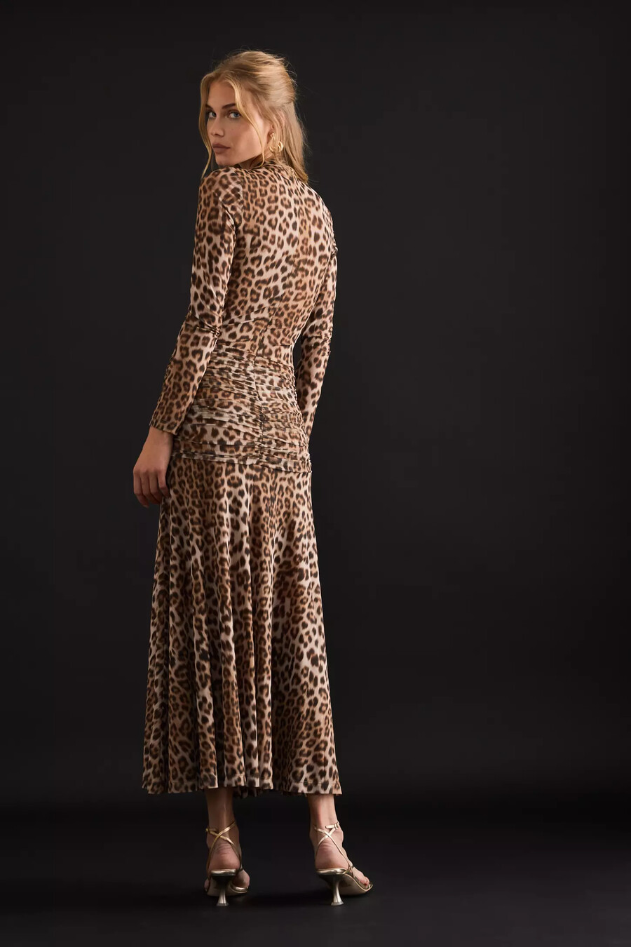 vestido midi con estampado de leopardo lea de bardot
