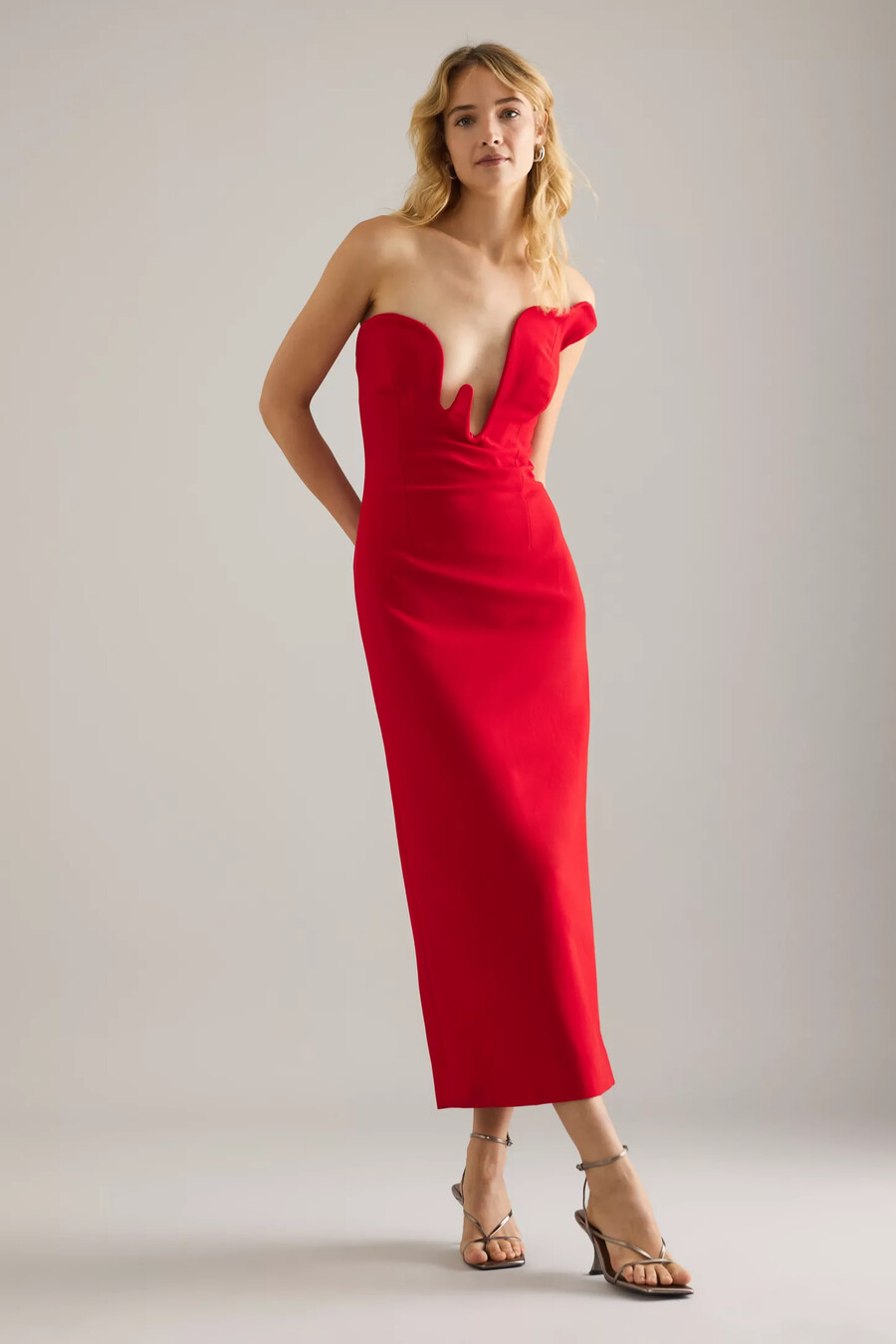 vestido midi con escote pronunciado y sin tirantes rosalyn de bardot