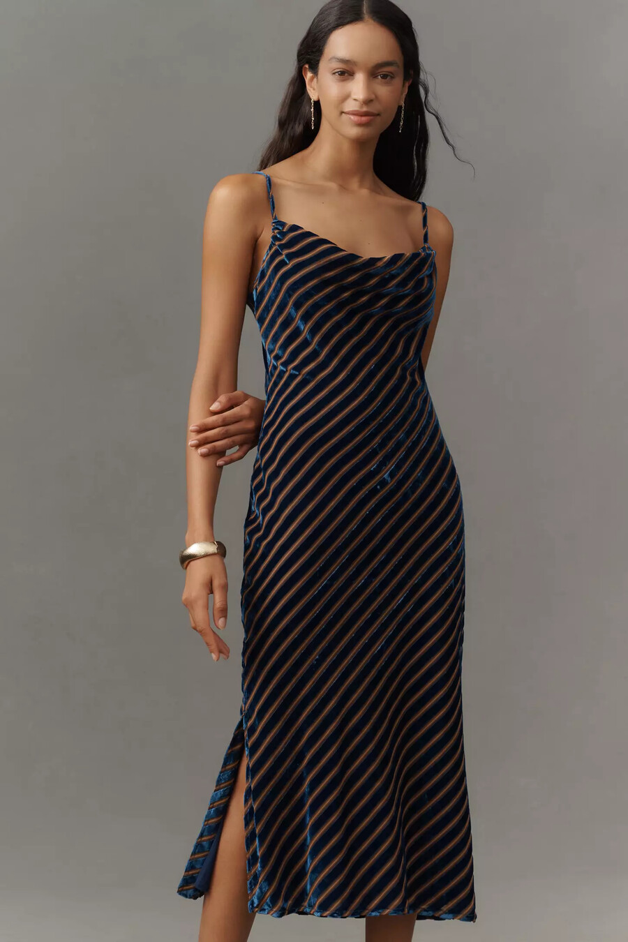 vestido midi ajustado con corte bies y efecto desgastado de anthropologie
