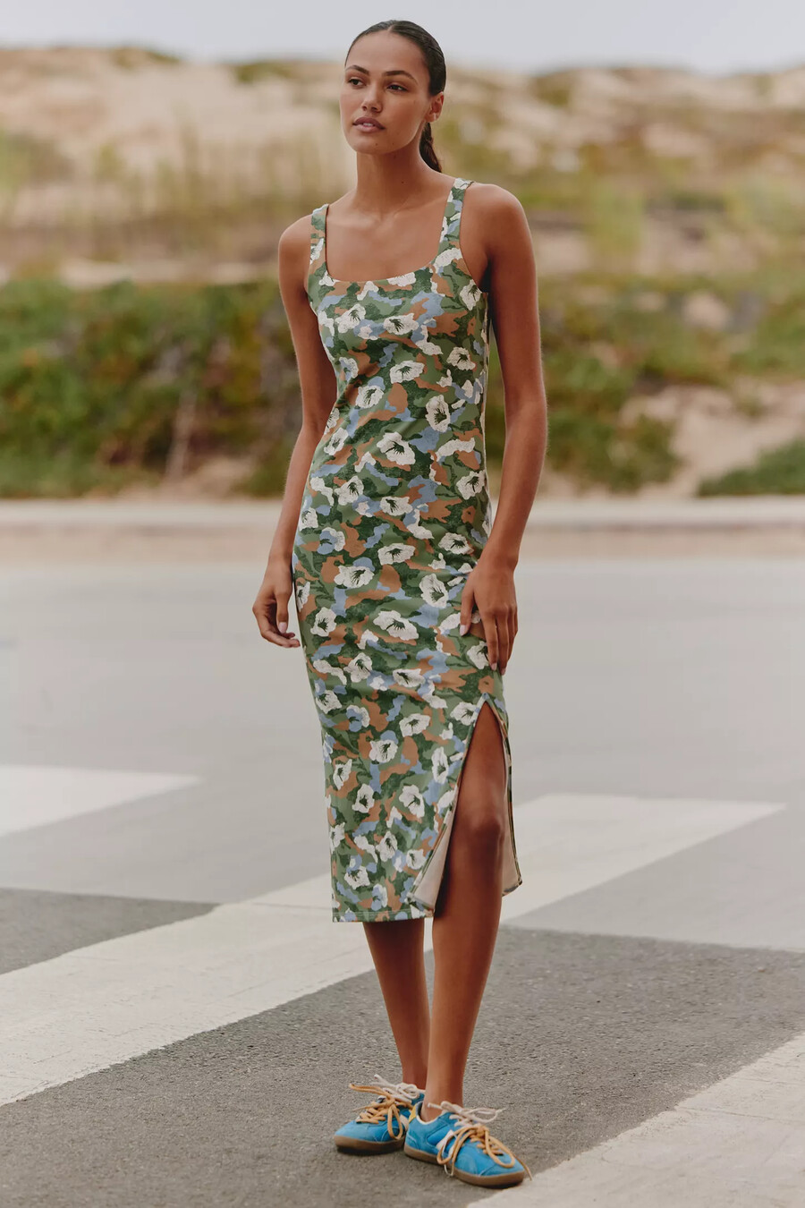 vestido midi de cuello cuadrado para uso diario
