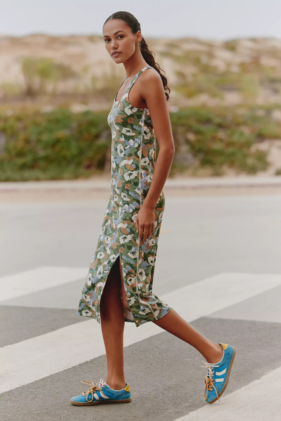 vestido midi de cuello cuadrado para uso diario