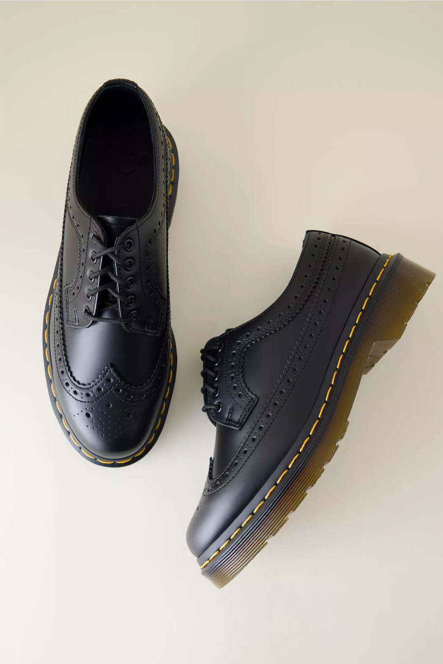 zapatos brogue de cuero liso dr. martens 3989