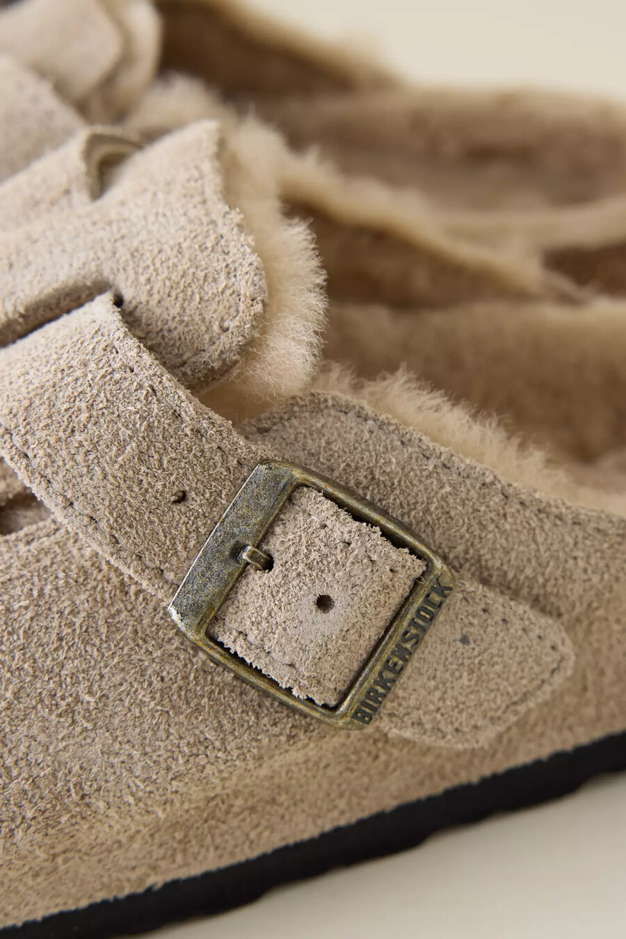 zuecos birkenstock boston de piel de oveja