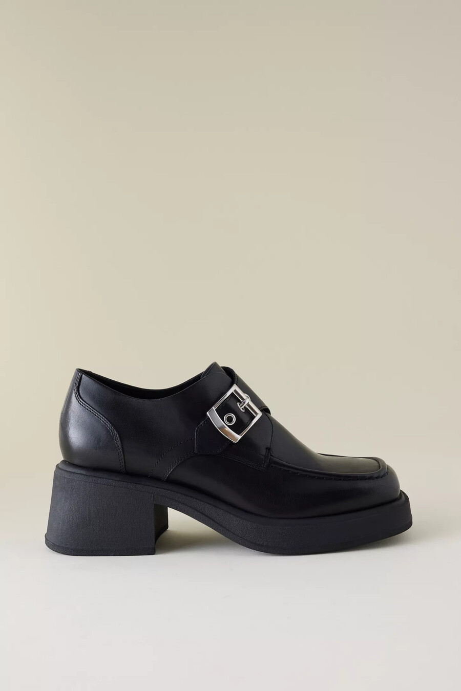 zapatos gruesos con correa de monje vagabond dorah