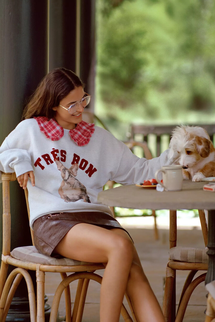 sudadera con estampado de perros de anthropologie