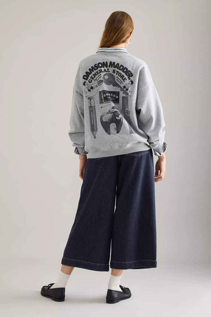 sudadera con gráfico de damson madder general store