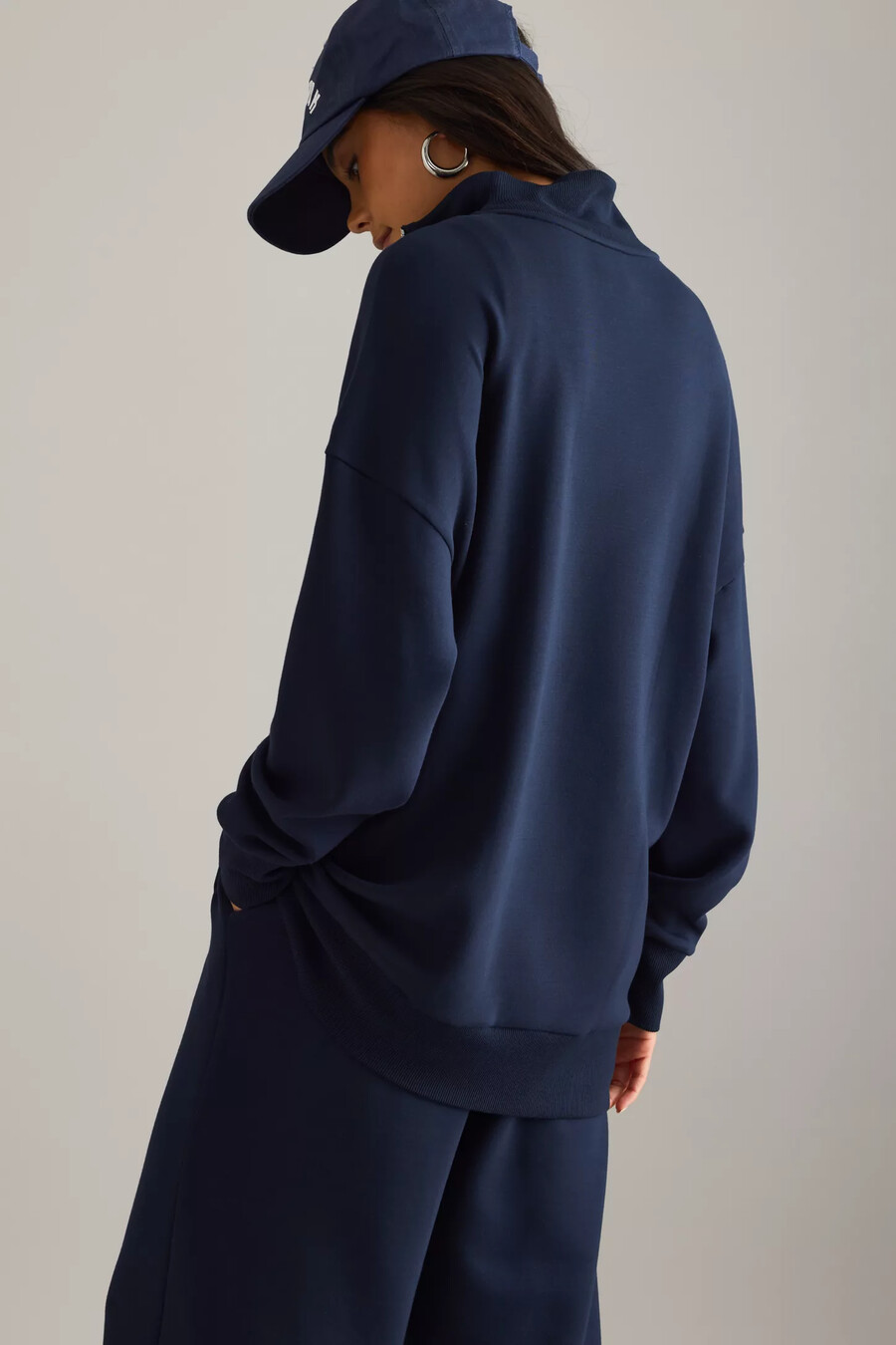sudadera larga con cremallera varley