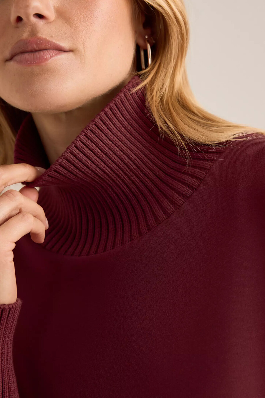 sudadera de cuello alto varley barker