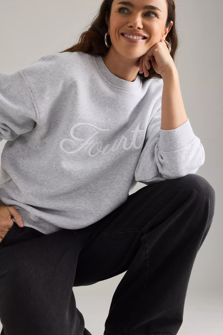 sudadera con eslogan 4th reckless fourth script
