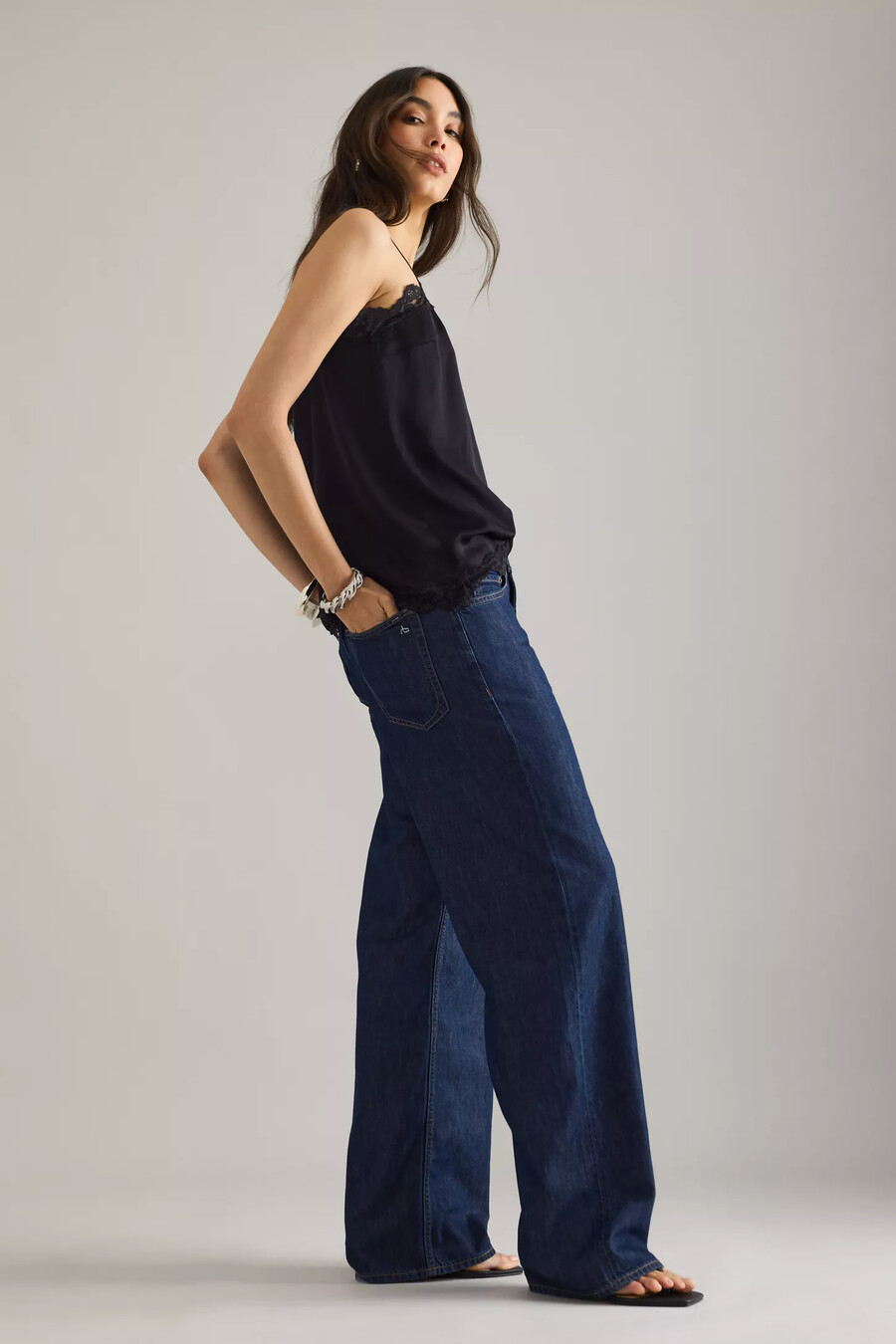 vaqueros de tiro medio y pierna ancha logan de rag bone