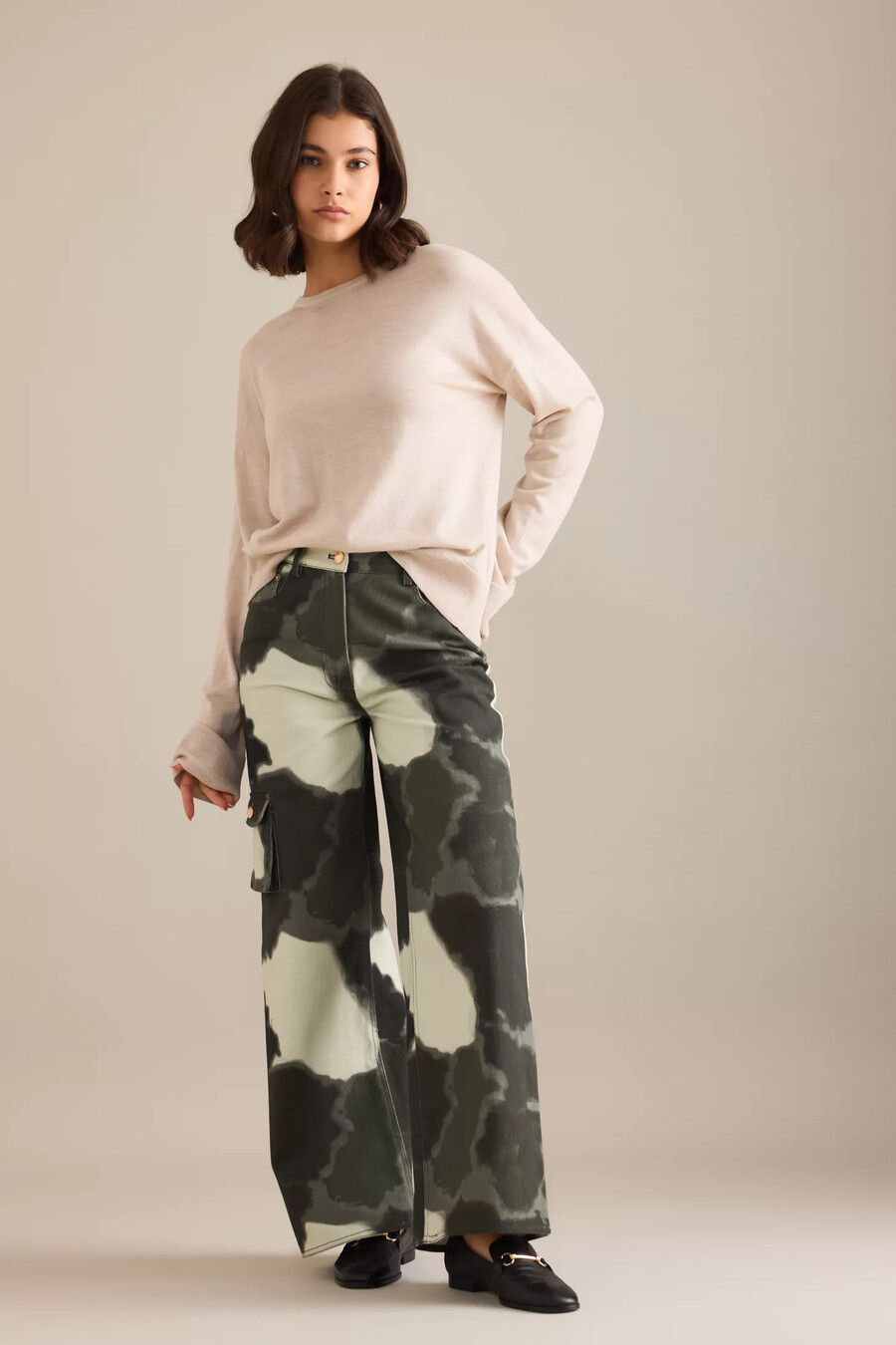 helmstedt vaqueros cargo enya con efecto tie-dye