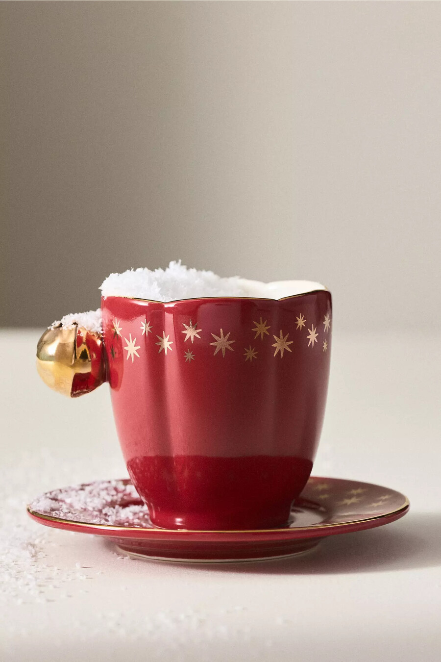 taza de café expreso y platillo del ballet de la ciudad de nueva york