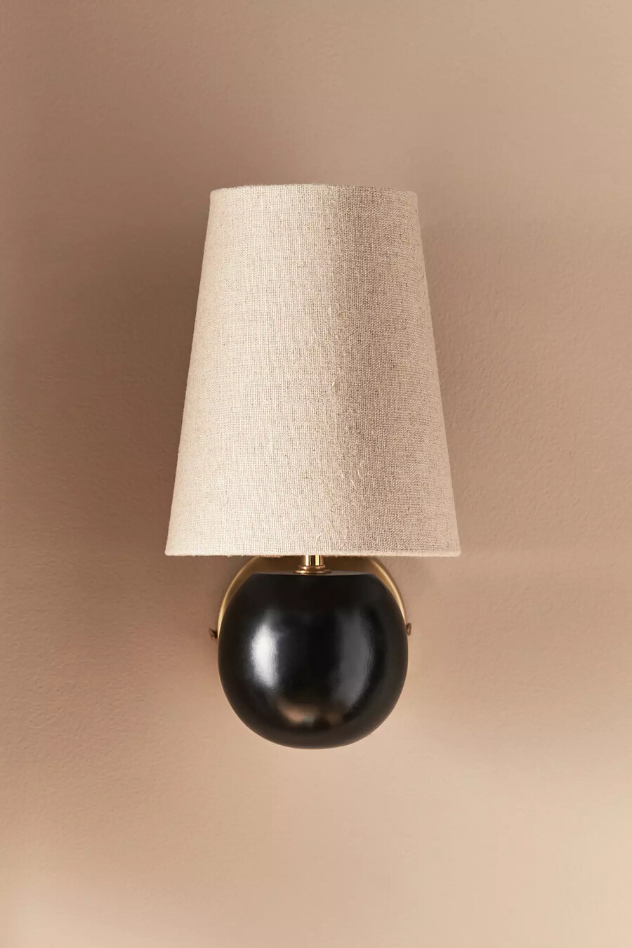 aplique de pared regina de madera de mango con pantalla de algodón